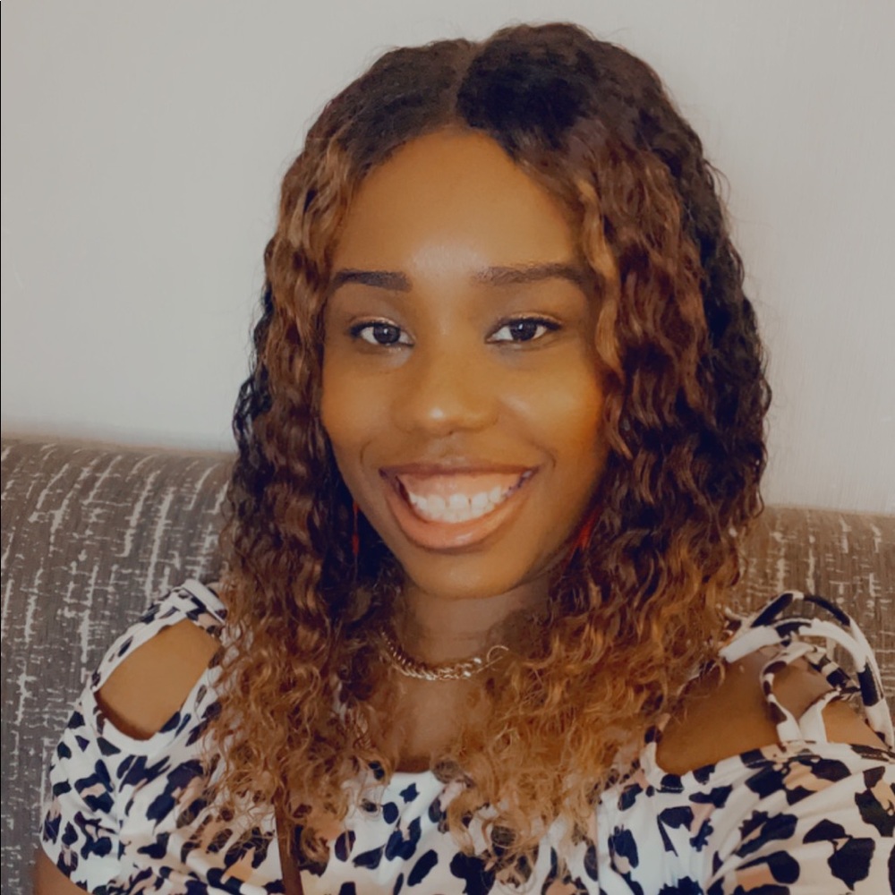 Meet your Posher, Krystal